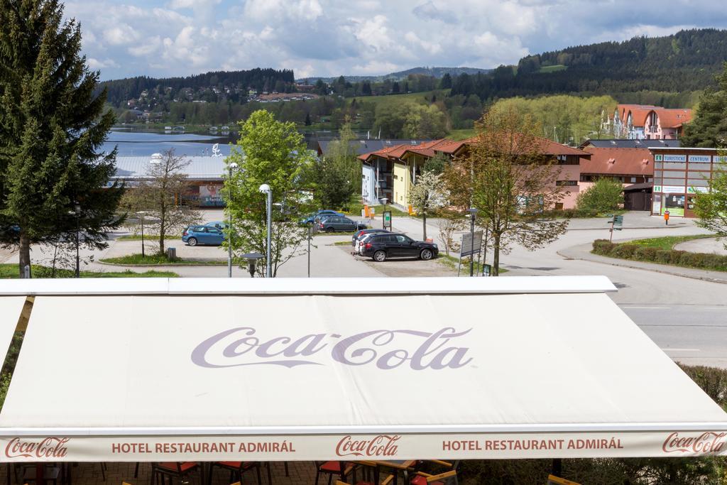 Hotel Admiral Lipno nad Vltavou Bagian luar foto
